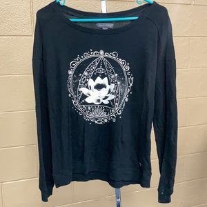 Light weight sweater